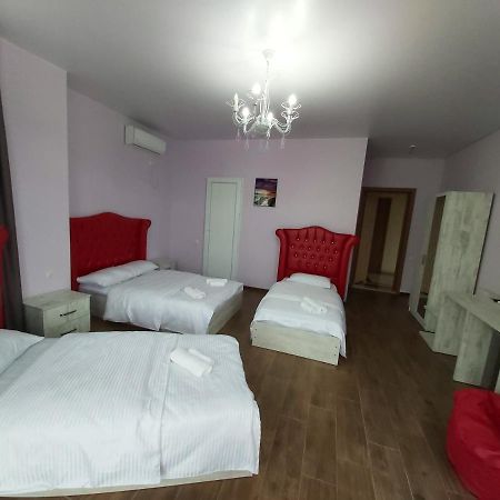 Hotel Maria Batoumi Extérieur photo