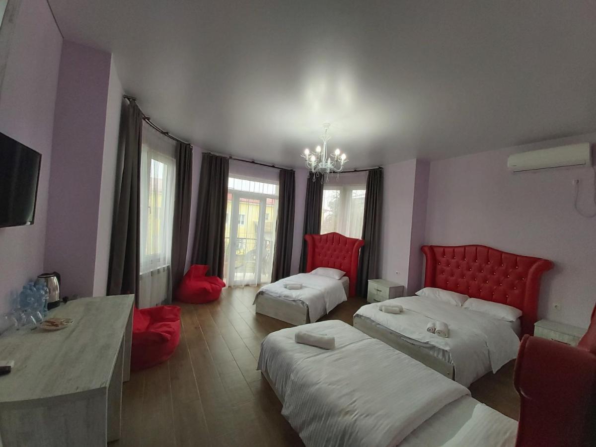 Hotel Maria Batoumi Extérieur photo