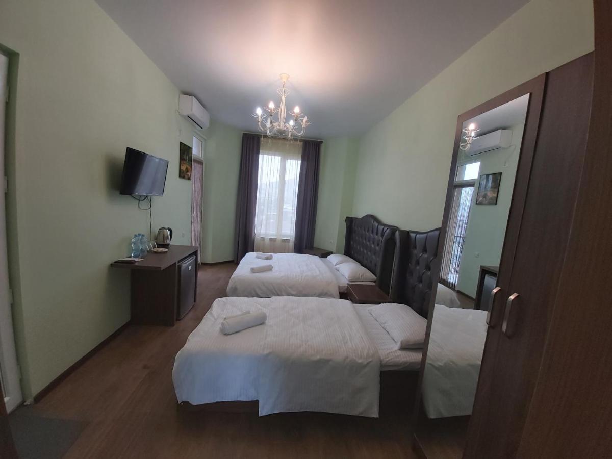 Hotel Maria Batoumi Extérieur photo