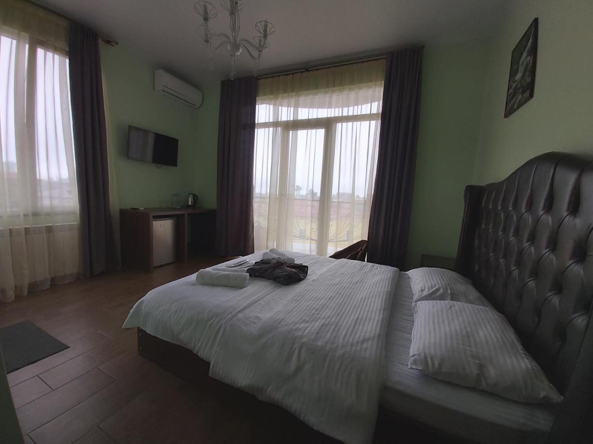 Hotel Maria Batoumi Extérieur photo