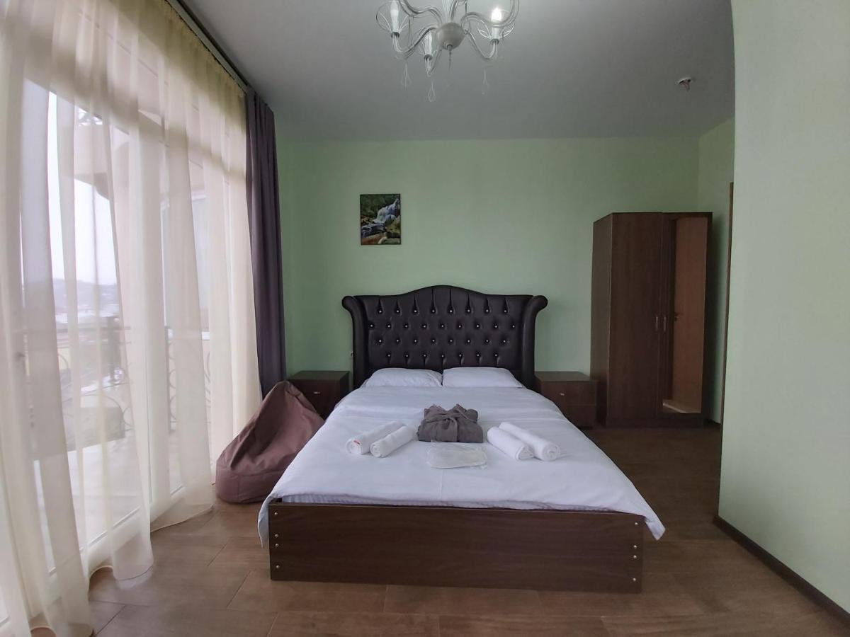 Hotel Maria Batoumi Extérieur photo