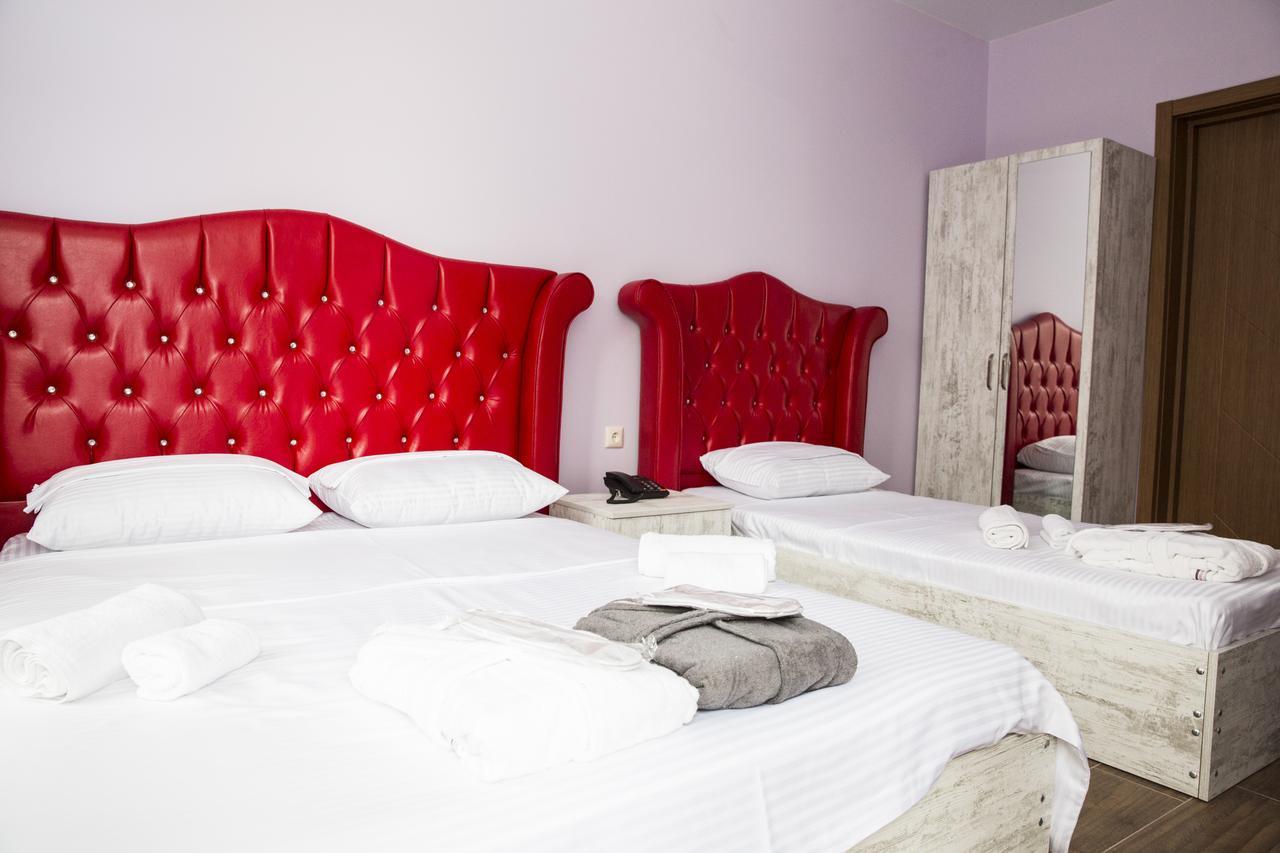 Hotel Maria Batoumi Extérieur photo