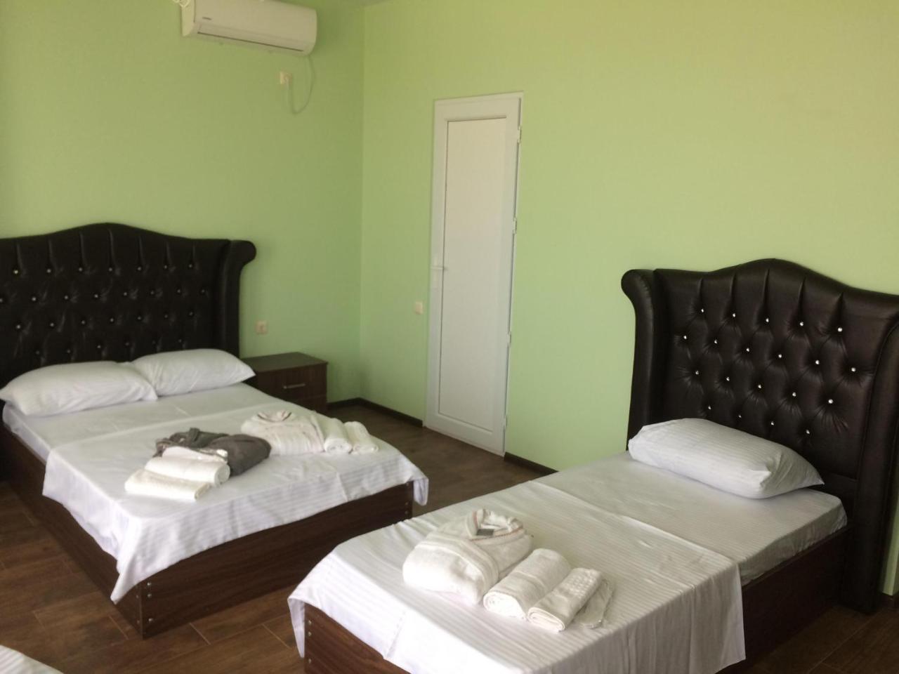 Hotel Maria Batoumi Extérieur photo