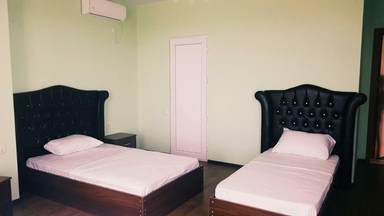 Hotel Maria Batoumi Extérieur photo