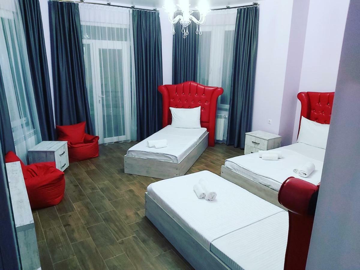 Hotel Maria Batoumi Extérieur photo